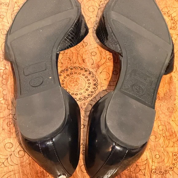 Circus by Sam Edelman Black Pointed Toe Flats - Picture 5 of 6